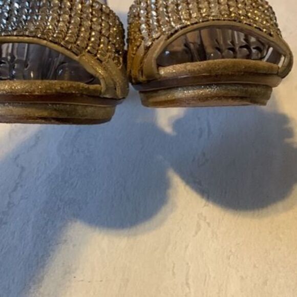 KORS Michael Kors Amaryn Gold Suede Rhinestone Bling Sexy Heels Size 8.5 Party - Picture 9 of 12